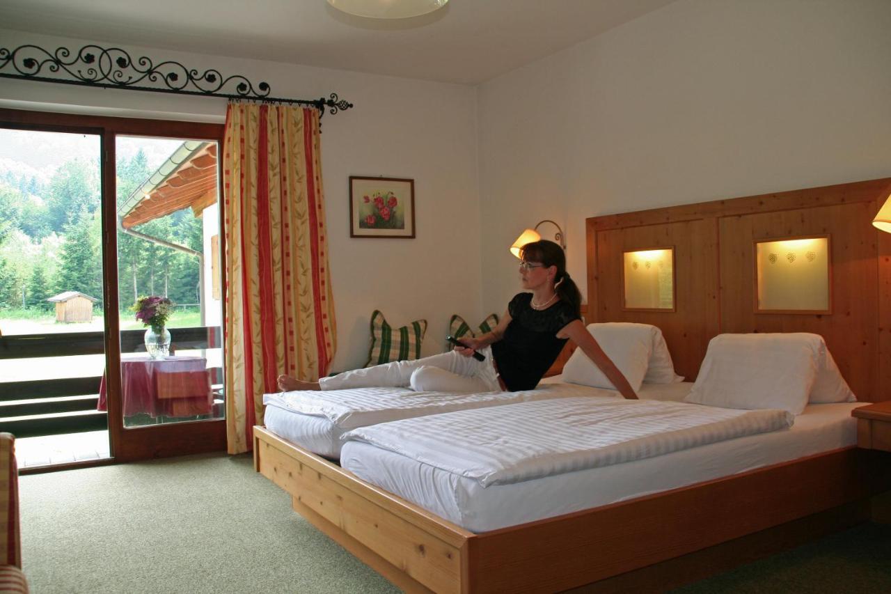 Hotel Garni Pension Zur Wacht ชตรอเบิล ห้อง รูปภาพ