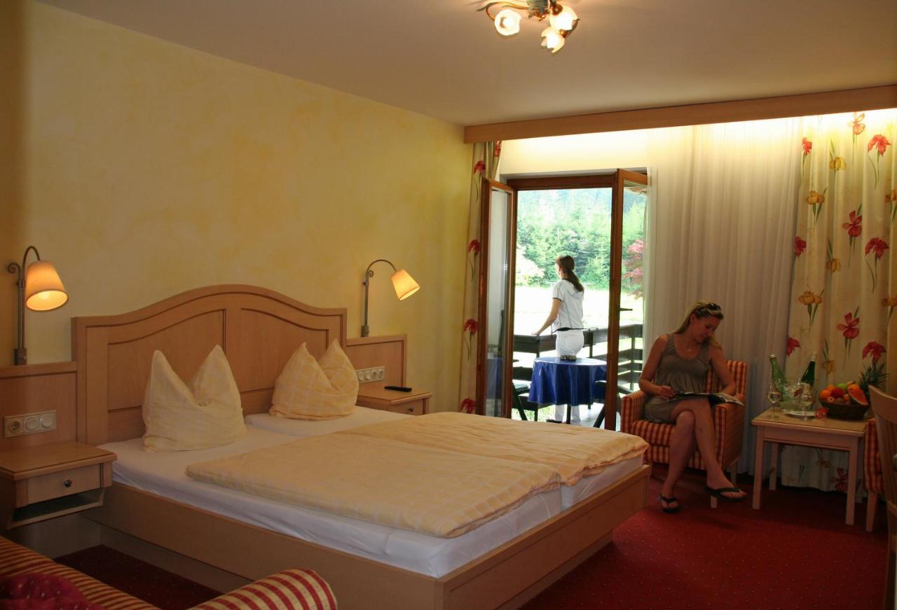 Hotel Garni Pension Zur Wacht ชตรอเบิล ห้อง รูปภาพ